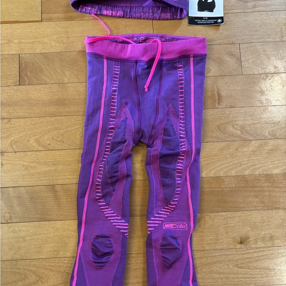 Three items.  Workout outfit. Xs. Stretchy - Picture 6 of 6